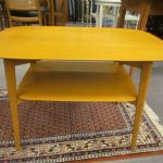 706 3230 COFFEE TABLE